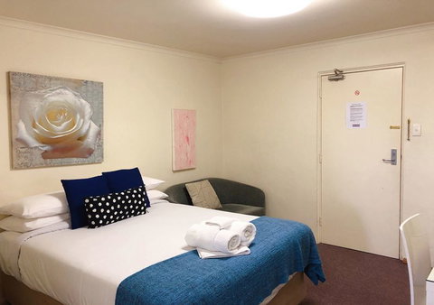 Canberra Short Term & Holiday Accommodation - Port Augusta Accommodation 2