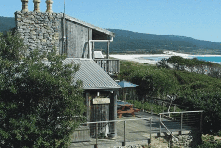 Aurora Beach Cottage - thumb 0