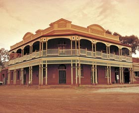 State Hotel - Port Augusta Accommodation 0