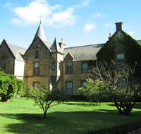 Overnewton Castle - Port Augusta Accommodation