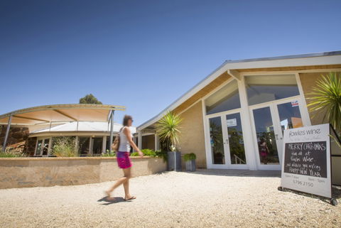 Fowles Wine - Port Augusta Accommodation 2