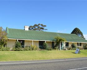 The Black Swan Gallery - Port Augusta Accommodation 0