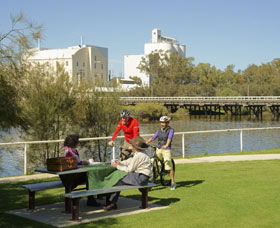 Avon River - Port Augusta Accommodation 0