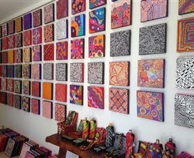 Bouddi Gallery - Contemporary Aboriginal Art - Port Augusta Accommodation 1