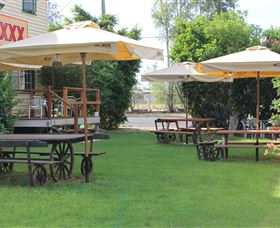 Francis Hotel Thallon - Port Augusta Accommodation 1