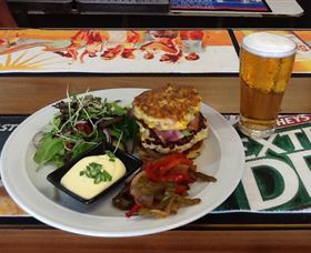 Francis Hotel Thallon - Port Augusta Accommodation 2