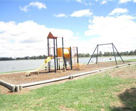 Gum Bend Lake - Port Augusta Accommodation 4