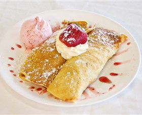 The Big Strawberry - Port Augusta Accommodation 4