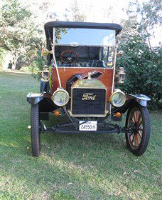 Moree Motor Enthusiasts - Port Augusta Accommodation 0