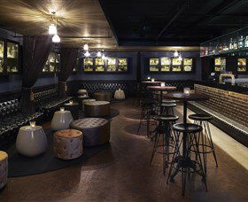Luckyâ€™s Speakeasy - Port Augusta Accommodation 1