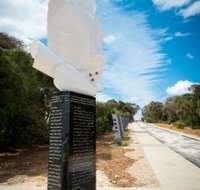 Convoy Walk and Lookout - Port Augusta Accommodation
