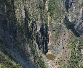 Wollomombi Falls - Port Augusta Accommodation 2