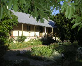 Raglan Gallery And Cultural Centre - Port Augusta Accommodation 1