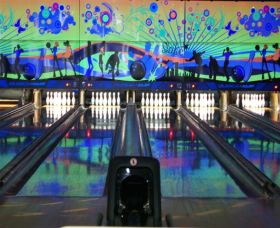 Taree Ten Pin Bowl - Port Augusta Accommodation 0