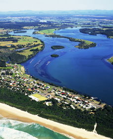 Manning Point Beach - Port Augusta Accommodation 0