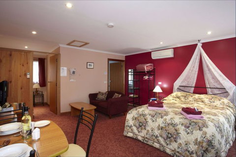 NorthEast Restawhile Bed And Breakfast - Port Augusta Accommodation 1
