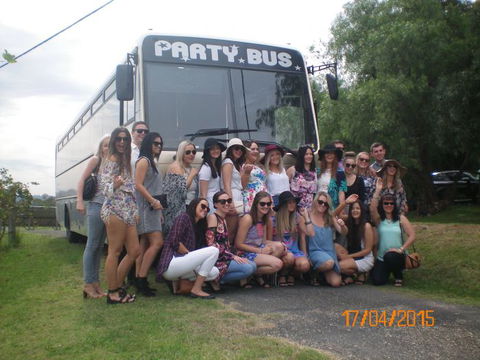 R & R Bus And Leisure Hire - Port Augusta Accommodation 0