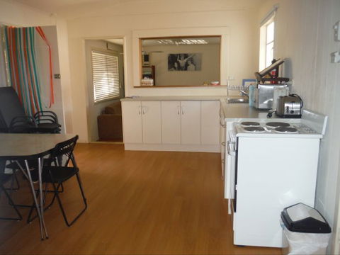Aljaka - Port Augusta Accommodation 3
