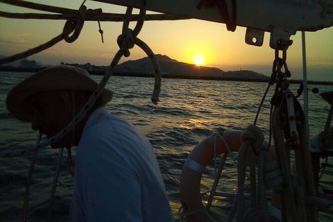 Townsville Early Morning Sailing Cruise Boat Tour - Port Augusta Accommodation 7