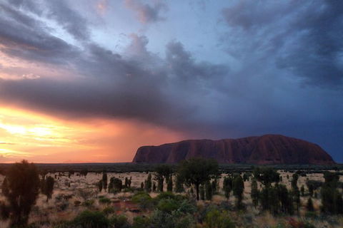 Uluru Small Group Tour Including Sunset - Port Augusta Accommodation 7