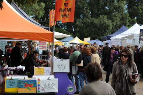Red Hill Community Market - Port Augusta Accommodation 2