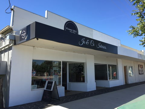Jindera - Port Augusta Accommodation 1