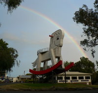 The Big Rocking Horse And The Toy Factory - Port Augusta Accommodation