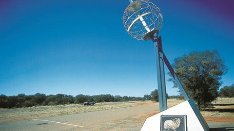 Tropic Of Capricorn Marker - Port Augusta Accommodation 0
