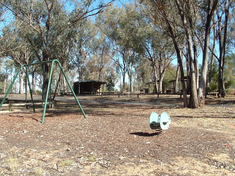 McIlveen Park Lookout - Port Augusta Accommodation 2