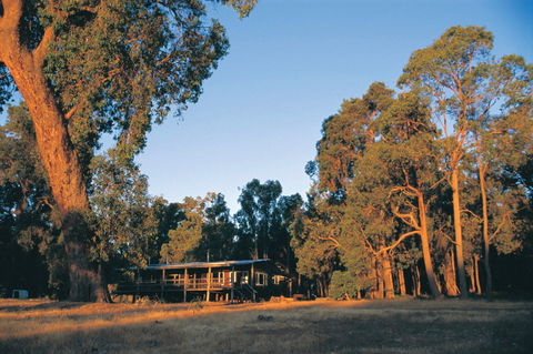Perth Hills - Port Augusta Accommodation 1