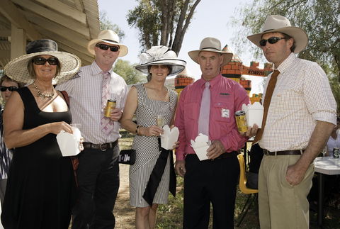 Gulargambone - Port Augusta Accommodation 2