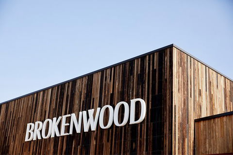 The Brokenwood Match - Port Augusta Accommodation 3