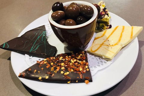 Scenic Food & Wine Tour Inc. Lunch, Cheese, Wine & Chocolate - Port Augusta Accommodation 3