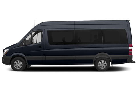 Luxurious Gold Coast Airport Private Transfer To Or From Gold Coast CBD Max 10 - Port Augusta Accommodation 3