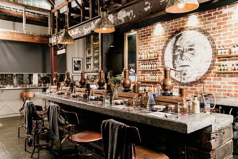 Making Your Own Gin Distillery Tour And Tasting Experience - Port Augusta Accommodation 2