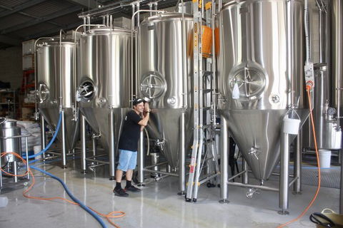 Gold Coast Suburb Sipper Brewery Tour - Port Augusta Accommodation 14