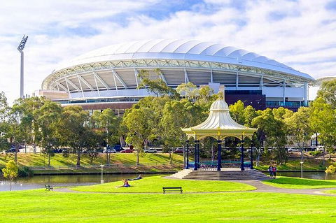 Adelaide Airport Transfers : Airport ADL To Adelaide City In Luxury Car - Port Augusta Accommodation 8