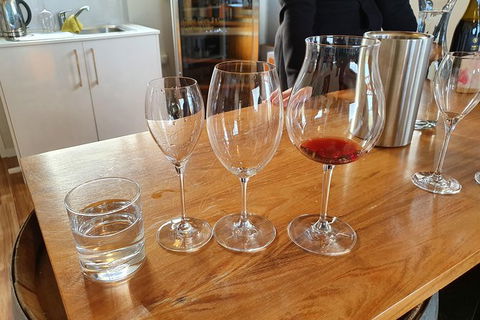 All Inclusive Wine Tour Up The Derwent Valley Hobart: Local Wines & Cheeses - Port Augusta Accommodation 5