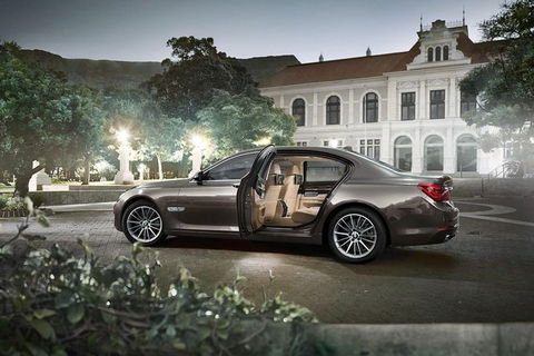 BMW Car Melbourne Airport To CBD - Port Augusta Accommodation 3