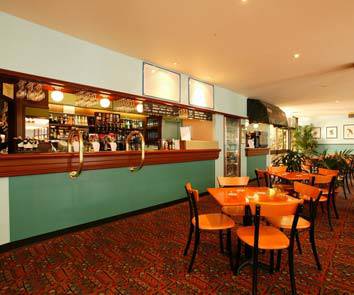Kuzina - Port Augusta Accommodation 3
