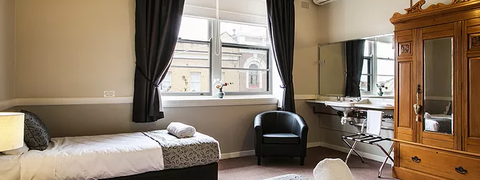 Shenanigans At The Imperial - Port Augusta Accommodation 0