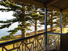 Robe Hotel - Port Augusta Accommodation 0