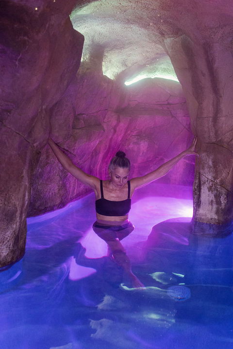 Winter Bliss - Deep Blue Hot Springs Warrnambool - Port Augusta Accommodation 0