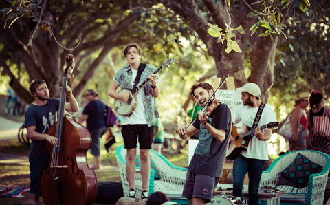 Buskers By The Lake - Port Augusta Accommodation 1