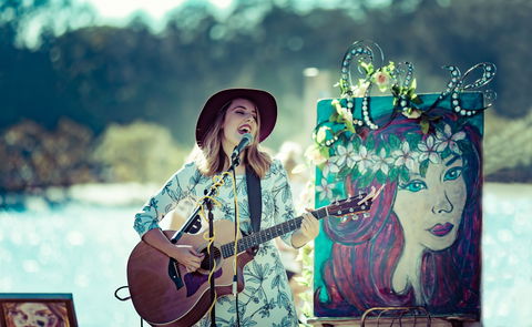 Buskers By The Lake - Port Augusta Accommodation 2