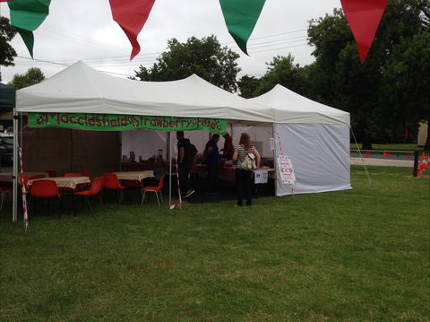 Macclesfield Strawberry Fete - Port Augusta Accommodation 0
