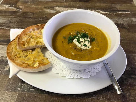 Souvenirs De Aranjuez - Port Augusta Accommodation 4