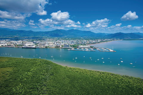 7 Cairns Marathon - Port Augusta Accommodation 1