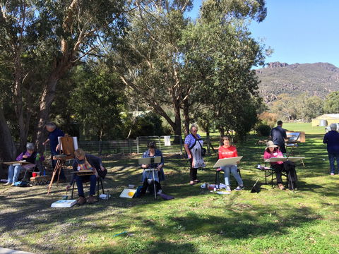 Grampians Brushes - Port Augusta Accommodation 2