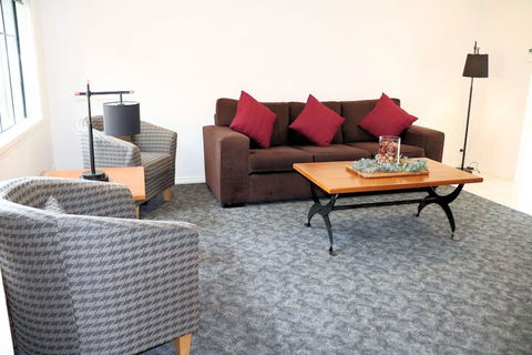 Fawkner Executive Suites & Serviced Apartments - Port Augusta Accommodation 6